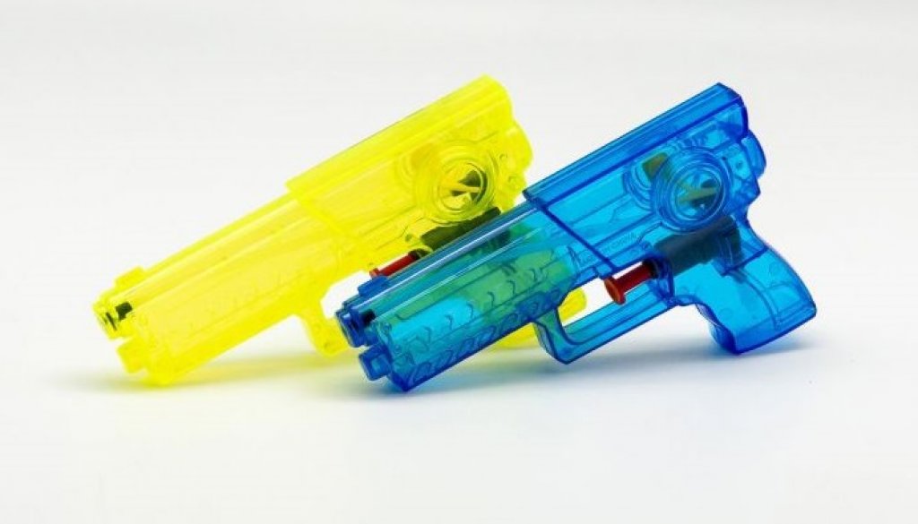 Wasserpistolen Set - 2 Wasserpistolen à 15 cm
